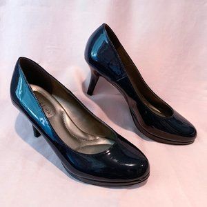 Kelly & Kaite Navy Blue Heels